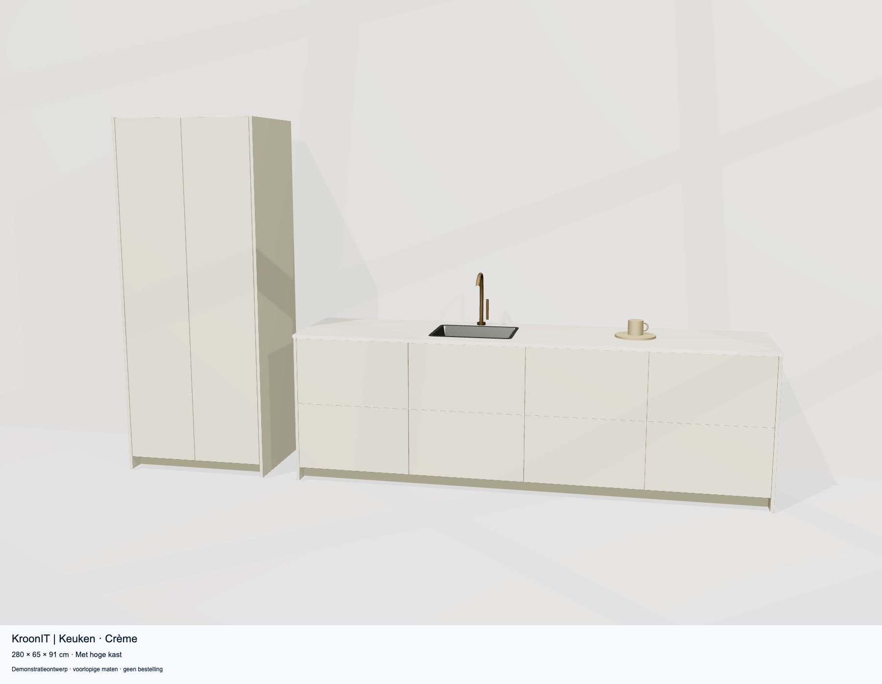 Crème keuken met hoge kast en messing kraan in de KroonIT Forma